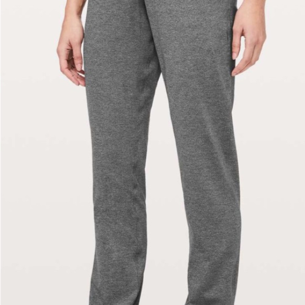 Lululemon On The Fly Pant: Size 6